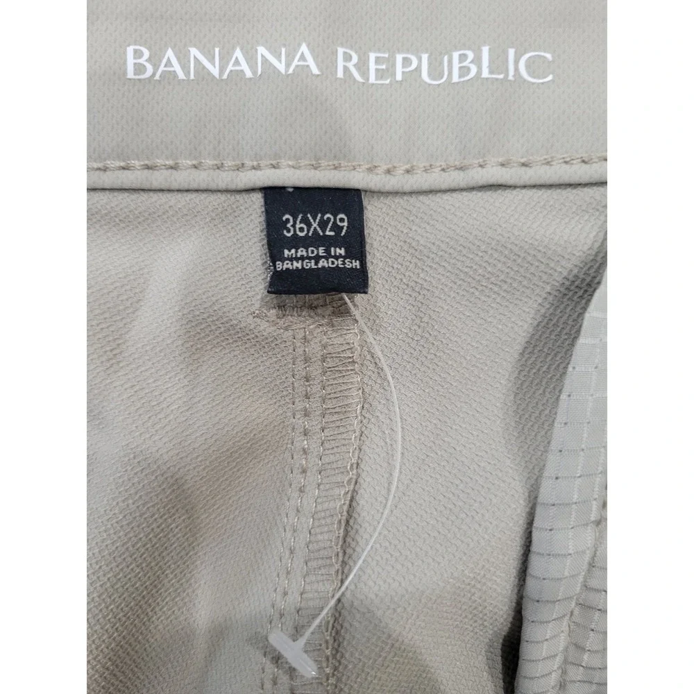 Banana Republic Mens Straight Fit Chino Pants Khaki Beige Size 36x29 Lightweight - Picture 7 of 8